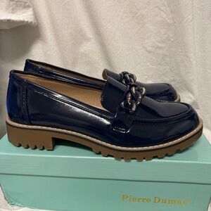 Pierre Dumas Anessa Navy Patent Loafer size 10